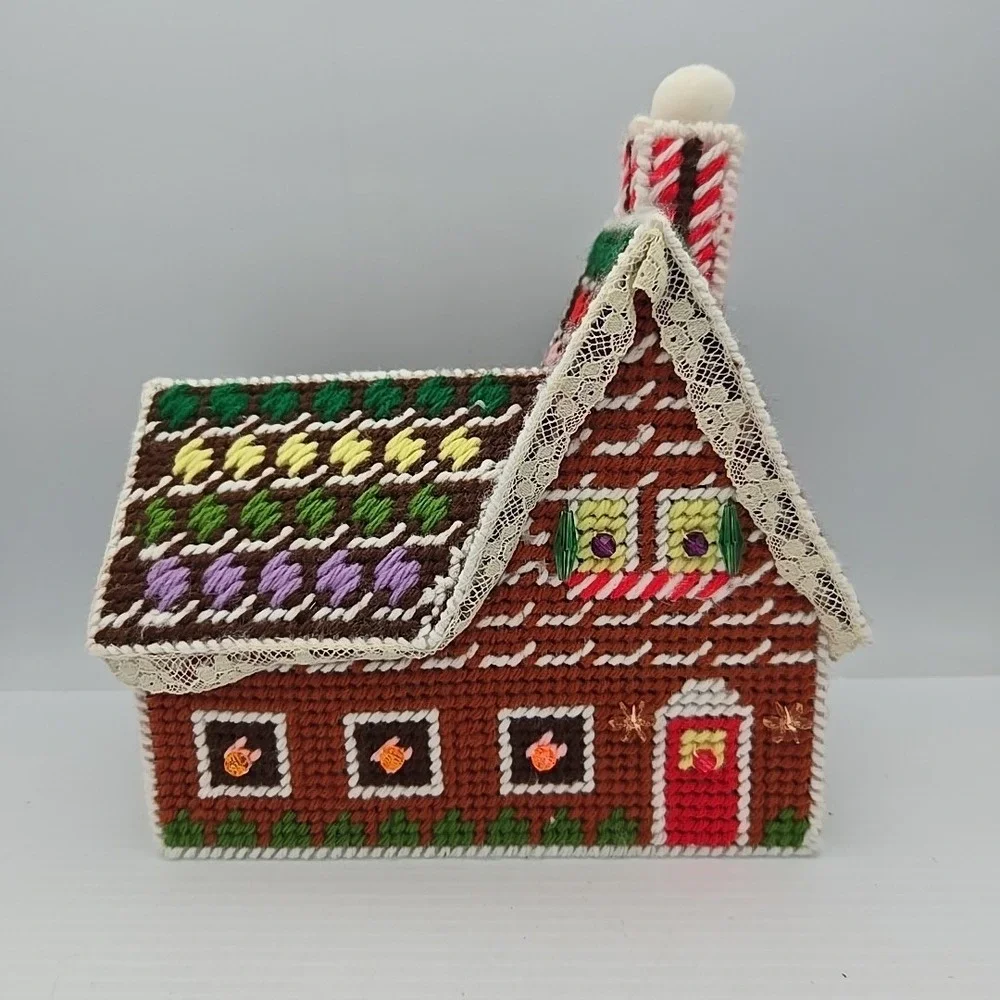 VTG Handmade Plastic Canvas Needlepoint‎ Gingerbread House Christmas Tan